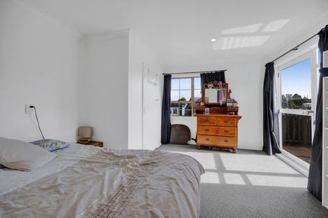 Photo of property in 9 Standish Street, Midhirst, Stratford, 4394
