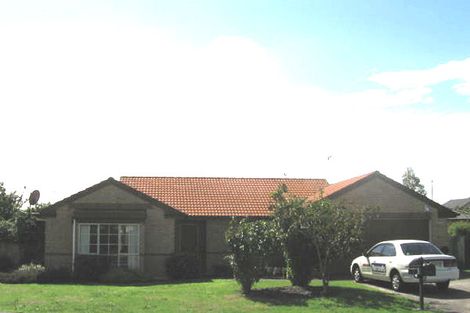 Photo of property in 6 Graven Court, Henderson, Auckland, 0612