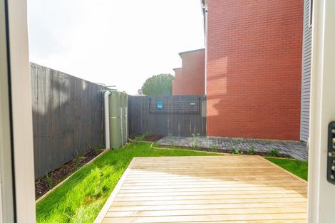Photo of property in 14b Sunlands Drive, Manurewa, Auckland, 2102
