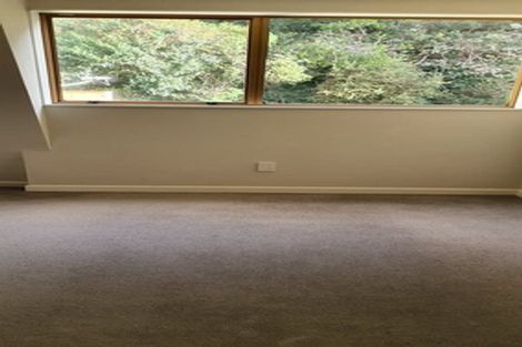 Photo of property in 95 Churton Drive, Churton Park, Wellington, 6037