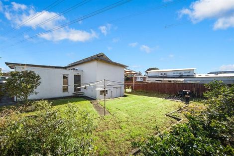 Photo of property in 304 Massey Road, Mangere East, Auckland, 2024