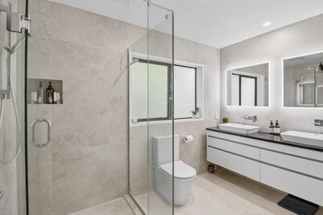 Photo of property in 47 Palmyra Way, Half Moon Bay, Auckland, 2012