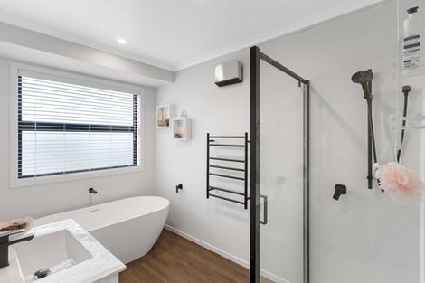 Photo of property in 2 Reuben Avenue, Rolleston, 7615