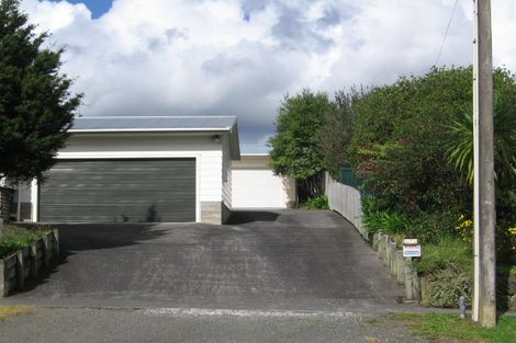 Photo of property in 154a Henderson Valley Road, Henderson, Auckland, 0612