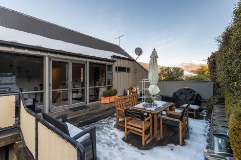 Photo of property in Marina Village, 10/10 Marina Drive, Frankton, Queenstown, 9300