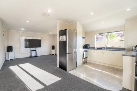 Photo of property in 4 Margarita Rise, Pukekohe, 2120