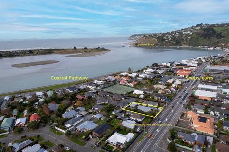 Photo of property in 71 Main Road, Redcliffs, Christchurch, 8081