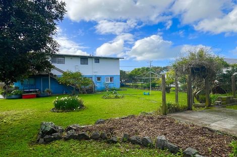 Photo of property in 22 Shoemaker Road, Waipu, 0510