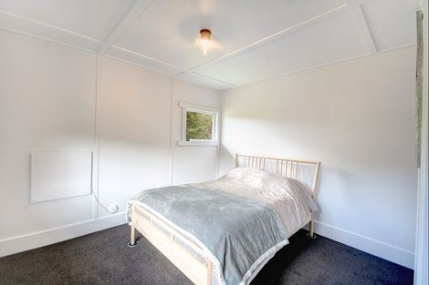 Photo of property in 11 Morepork Lane, Waipori Falls, Outram, 9073