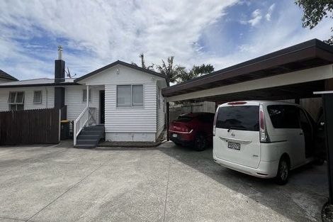 Photo of property in 35 Priestley Drive, Bucklands Beach, Auckland, 2014