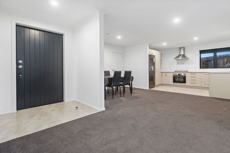 Photo of property in 12u2 Onukutara Place, Huntington, Hamilton, 3281