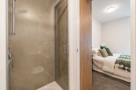 Photo of property in 67u2 Tiketike Way, Brooklyn, Wellington, 6021