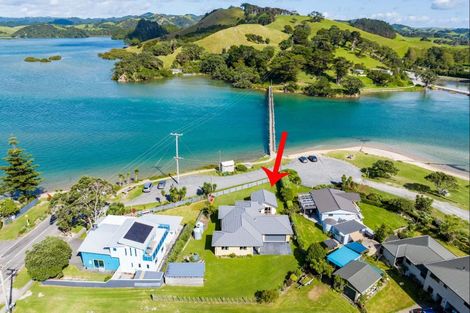 Photo of property in 906 Pataua South Road, Pataua South, Onerahi, 0192