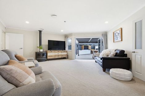 Photo of property in 636 Grenada Street, Papamoa Beach, Papamoa, 3118