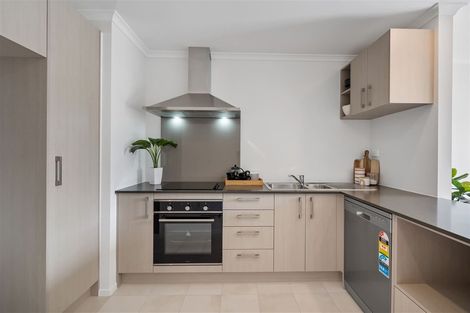 Photo of property in 30 Bellbird Street, Papakura, 2110