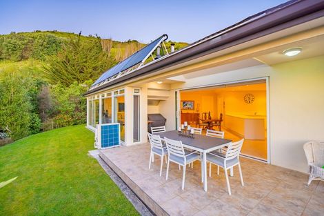 Photo of property in 35b Kotare Street, Waikanae, 5036