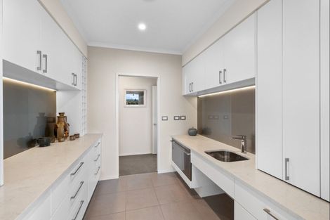 Photo of property in 21 Seascape Crescent, Waipu, 0582