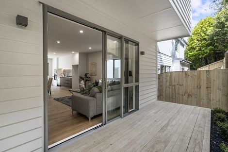 Photo of property in 15d/1 Verran Road, Birkenhead, Auckland, 0626