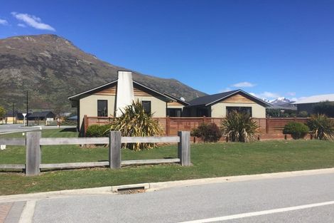Photo of property in 48 Erskine Street, Lake Hayes, Queenstown, 9304