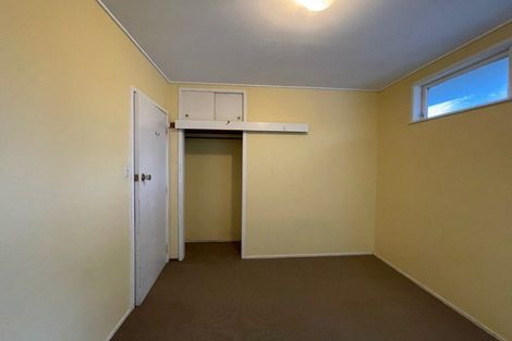 Photo of property in 17 Ellice Road, Totara Vale, Auckland, 0629