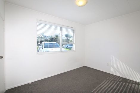Photo of property in 380 East Coast Road, Sunnynook, Auckland, 0630