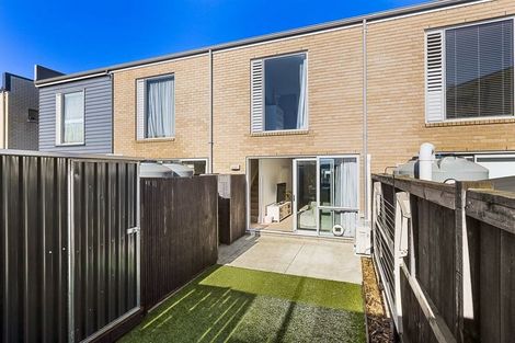 Photo of property in 6 Shelduck Way, Hobsonville, Auckland, 0616