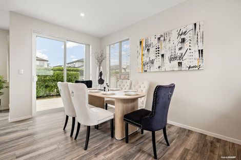 Photo of property in 10 Bine Crescent, Orewa, 0931