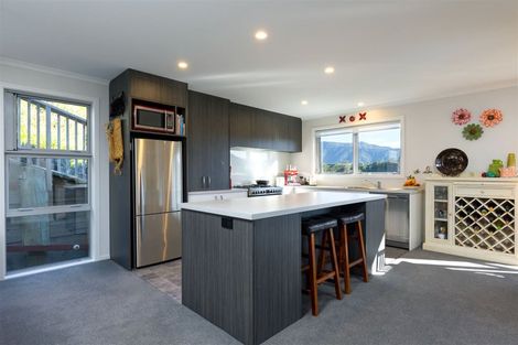 Photo of property in 49 Boons Valley Road, Waikawa, Picton, 7220