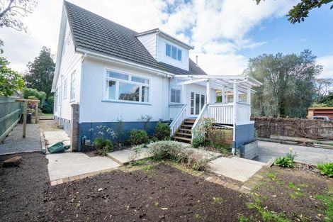 Photo of property in 20 Karina Terrace, Roslyn, Palmerston North, 4414