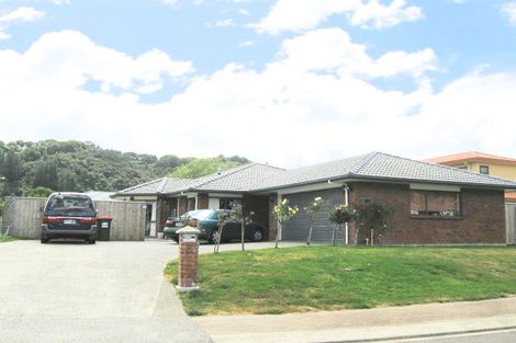 Photo of property in 5 Sapphire Grove, Birchville, Upper Hutt, 5018