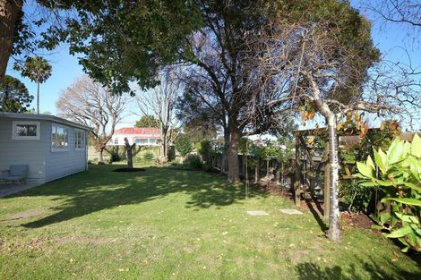 Photo of property in 7 Williamson Road, Clive, 4102