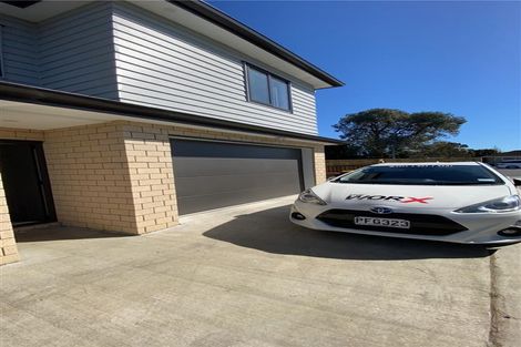 Photo of property in 466a Massey Road, Mangere East, Auckland, 2024