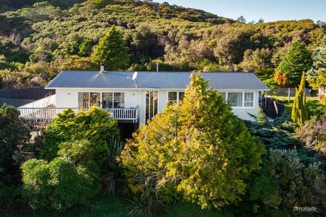 Photo of property in 24 Mimihau Grove, Wainuiomata, Lower Hutt, 5014