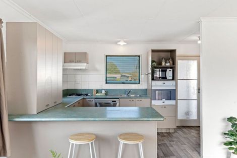 Photo of property in 15a Saunders Place, Gonville, Whanganui, 4501