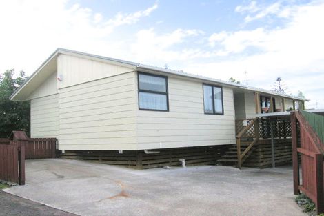 Photo of property in 23 Glen Close, Glen Eden, Auckland, 0602