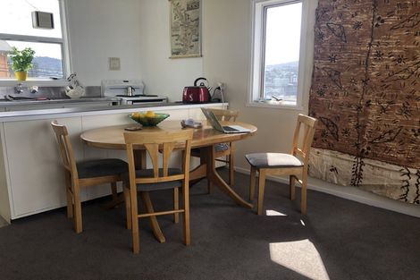 Photo of property in 2f7 Oriental Terrace, Mount Victoria, Wellington, 6011