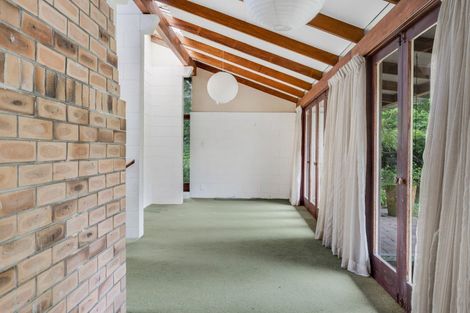 Photo of property in 15 Fenton Terrace, Cockle Bay, Auckland, 2014