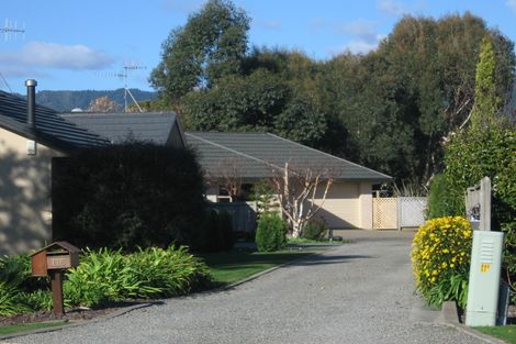 Photo of property in 114 Langdale Avenue, Paraparaumu, 5032