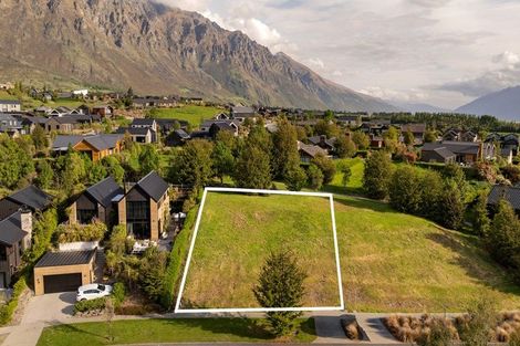 Photo of property in 23 Rannoch Drive, Jacks Point, Queenstown, 9371