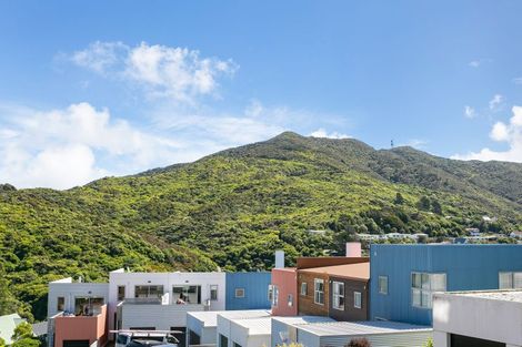 Photo of property in 66 Saddleback Grove, Karori, Wellington, 6012