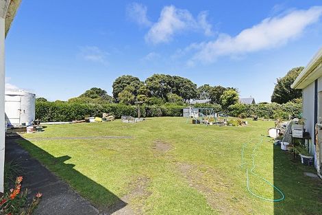 Photo of property in 188 Tasman Street, Opunake, 4616