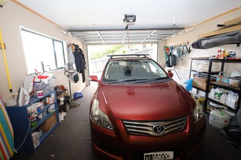 Photo of property in 4b Langstone Street, Welcome Bay, Tauranga, 3112