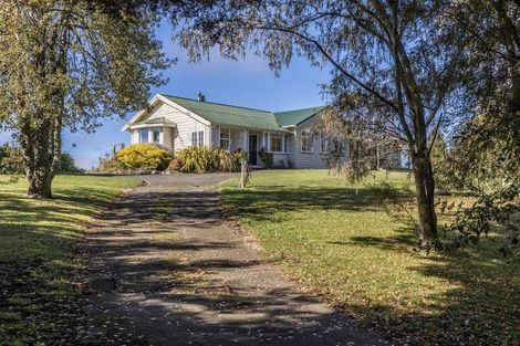 Photo of property in 208 Pukeora Scenic Road, Waipukurau, 4281