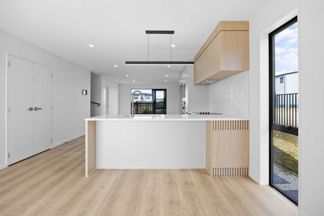 Photo of property in 4 Harikoa Way, Karaka, 2113
