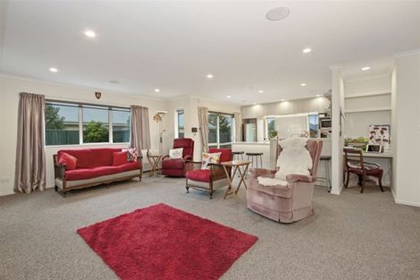 Photo of property in 55 Oakwood Drive, Rangiora, 7400