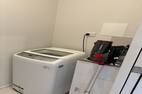 Photo of property in 8 Brookview Drive, Flat Bush, Auckland, 2019