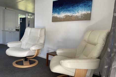 Photo of property in 5 Watts Road, Waipawa, 4210