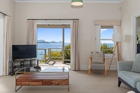 Photo of property in 122 Beach Road, Onerahi, Whangarei, 0110