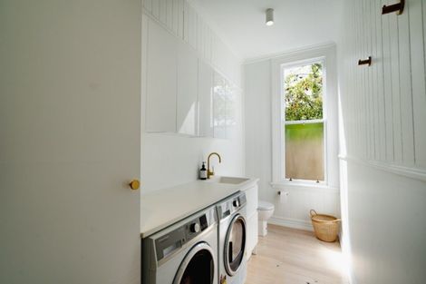 Photo of property in 138 Forbury Road, Saint Clair, Dunedin, 9012