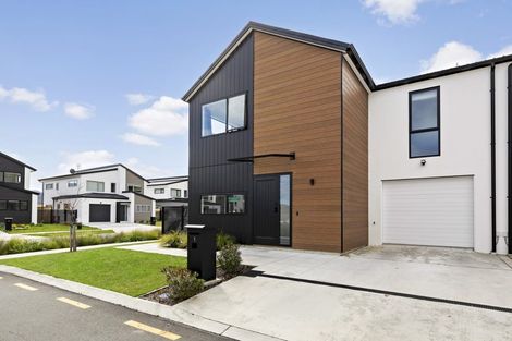 Photo of property in 1 Bonneval Lane, Wallaceville, Upper Hutt, 5018